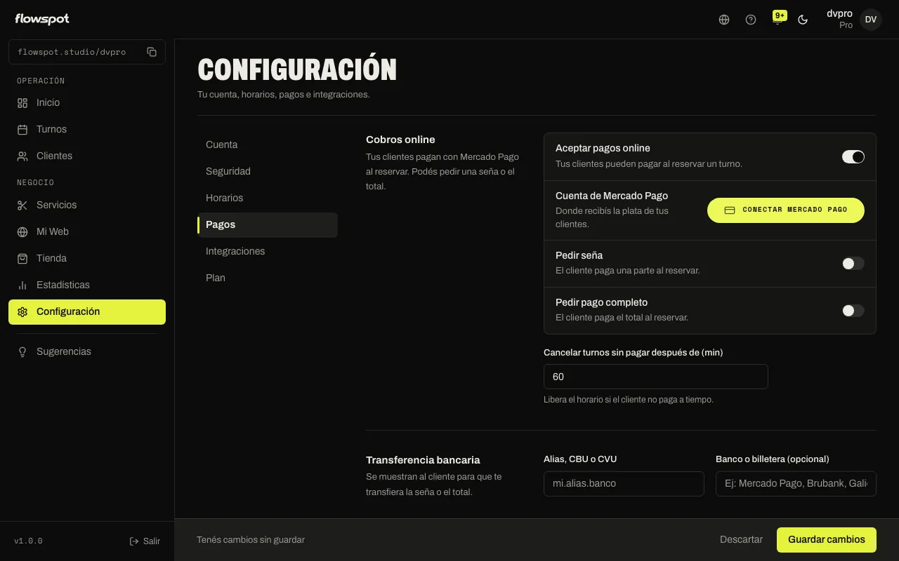 Configuración → Pagos, sección Cobros online con “Aceptar pagos online” prendido y “Cuenta de Mercado Pago” conectada