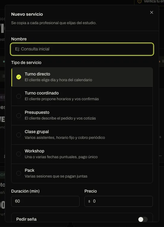 Modal “Nuevo servicio” con la grilla de tipos y la lista “Profesionales (ninguno = todos)” con dos tildados