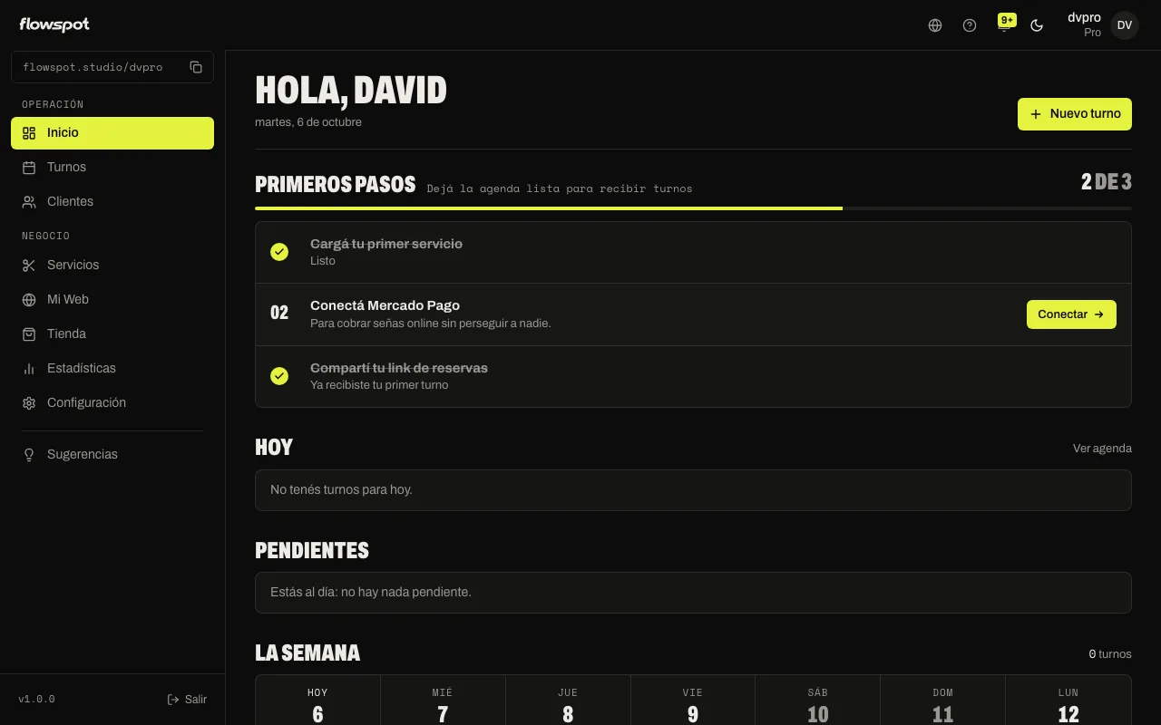 Inicio del panel del pro en desktop, con el menú lateral completo y el link para copiar visible